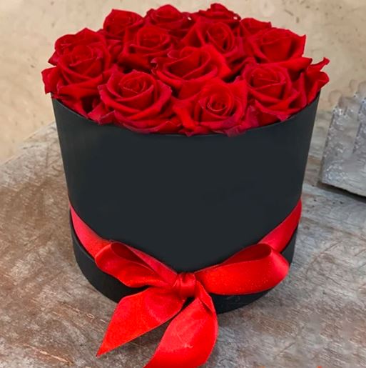 Red Roses Hat Bouquet Box 2 36 1