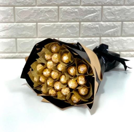 Ferrero Rocher Chocolate Bouquet 2 Ferrero Rocher Chocolate Bouquet – Sweet Gift for Her in Pakistan