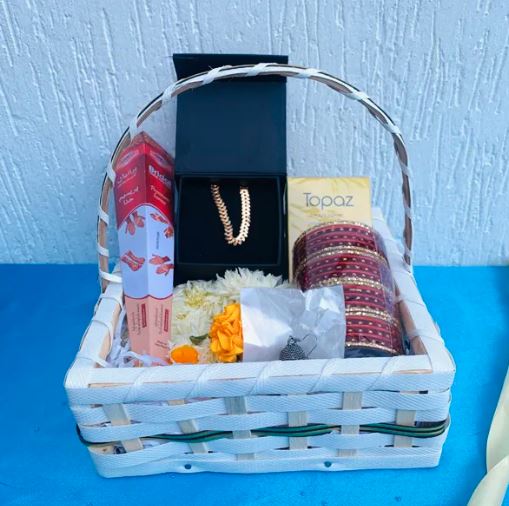 Desi Deluxe Basket for Her 1 Desi Deluxe Basket for Her